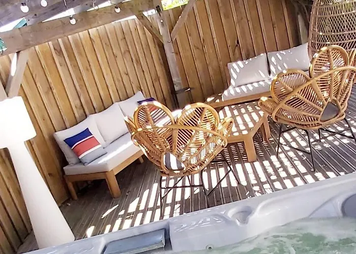 La Maison Tchanquee Jusqu'a 12 Personnes Jacuzzi Prive