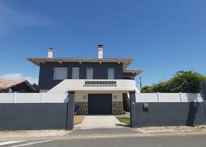 La Maison Tchanquee Jusqu'a 12 Personnes Jacuzzi Prive فيلة غوجان-ميستراس